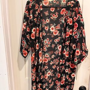Beautiful floral kimono!